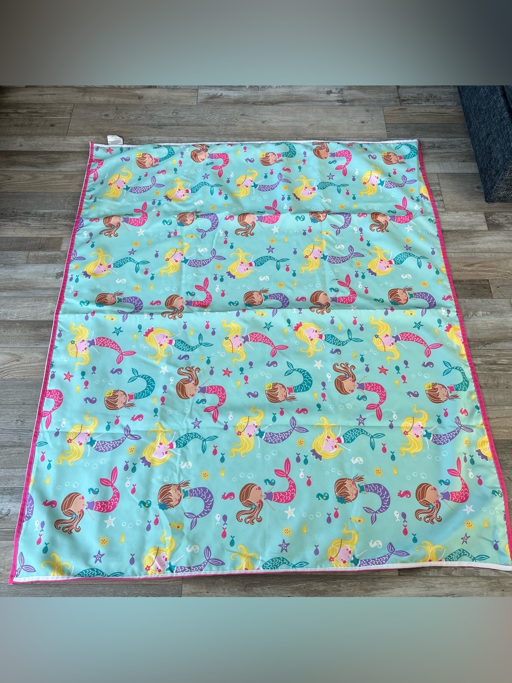 Tommy Bahama Girls Mermaid Beach Blanket with Carry Bag
